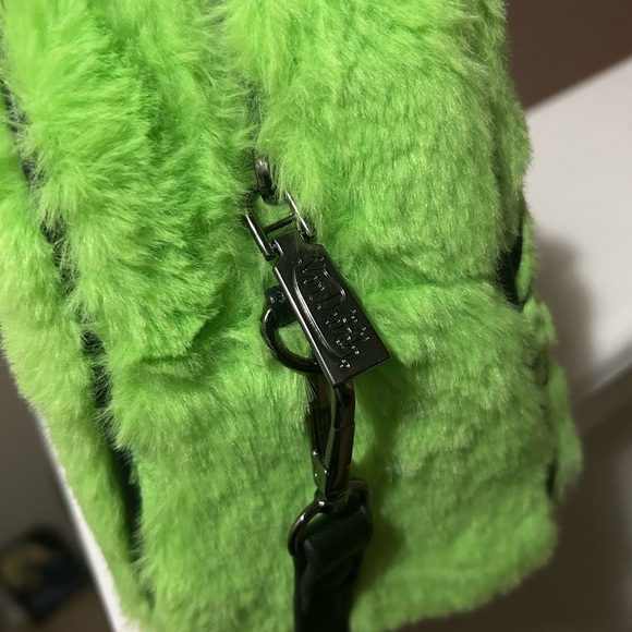Von Dutch Bright Green Faux Fur Mini Bowler Bag - Picture 3 of 6